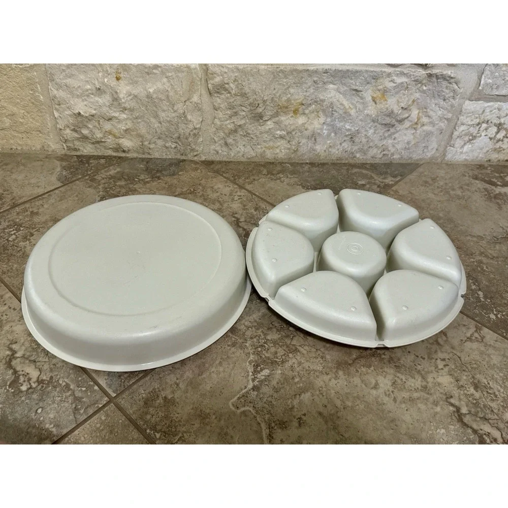 Vintage Divided Tupperware Veggie Fruit Chip Dip Serving Tray With Lid Large 14